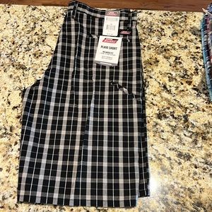 Dickies plaid shorts, relaxed fit, wrinkle resistant